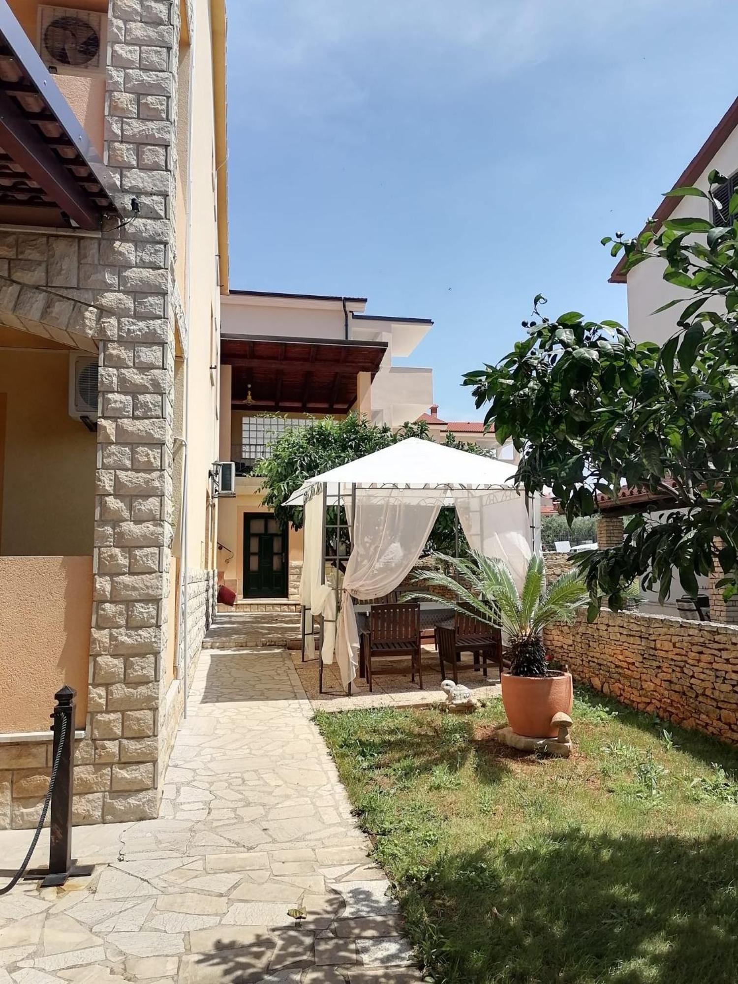 Slim Apartman I Sobe Μεντουλίν Εξωτερικό φωτογραφία